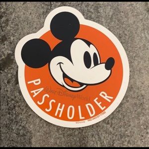 Mickey Mouse Passholder Magnet